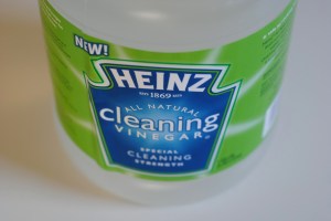 CleaningWithVinegar_10